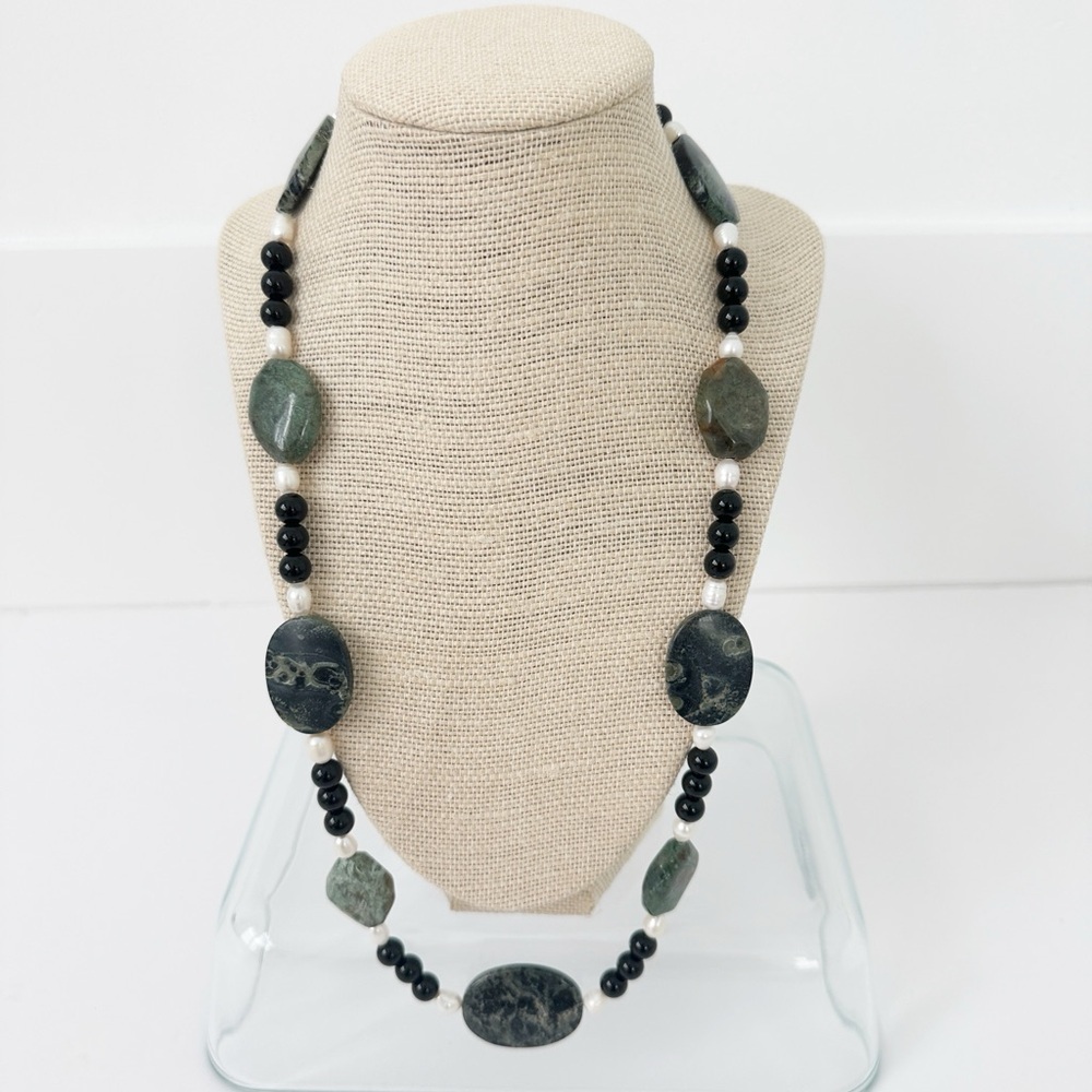 NWT Genuine Jasper, Pearls & Black Onyx Necklace Black Gray White